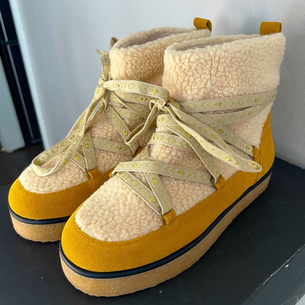 House of Harlow 1960 Mustard Suede Sadie Boot